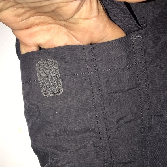 Men’s Eddie Bauer Cargo Shorts - Picture 4 of 9